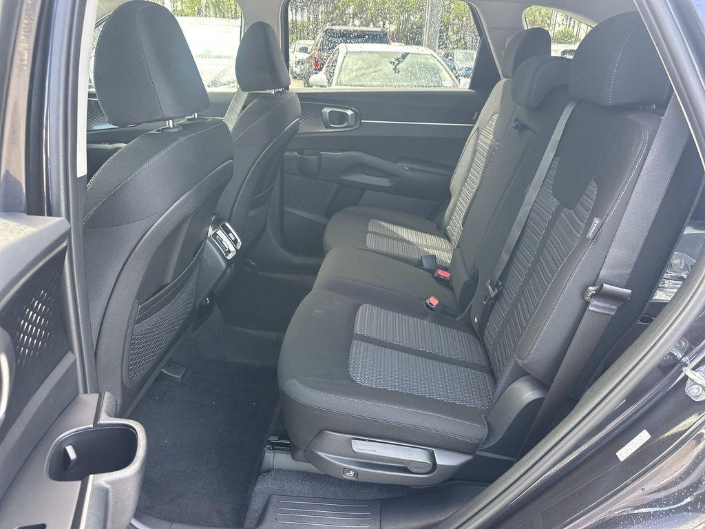 new 2026 Kia Sorento car, priced at $33,111