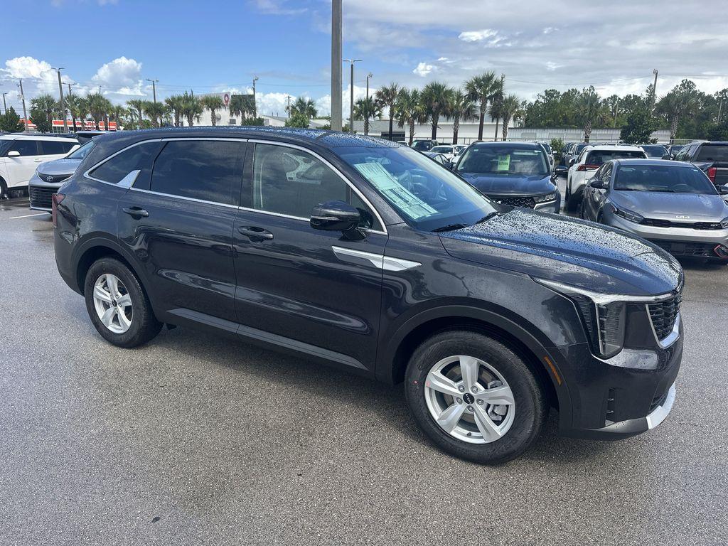new 2026 Kia Sorento car, priced at $33,111