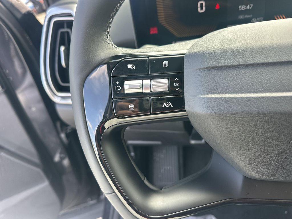 new 2026 Kia Sorento car, priced at $33,111