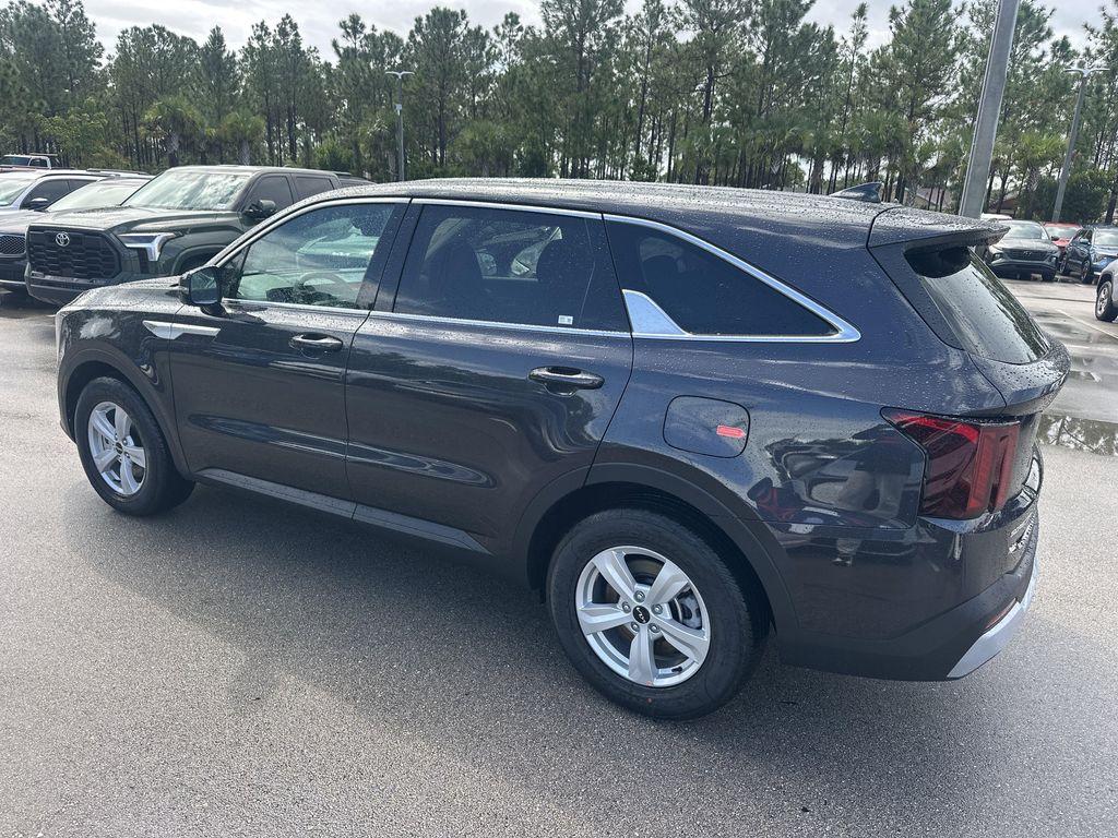 new 2026 Kia Sorento car, priced at $33,111
