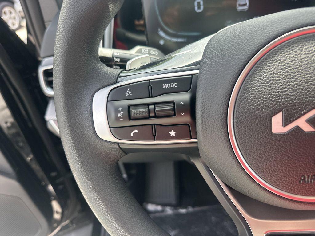 new 2025 Kia Sportage Hybrid car, priced at $29,541