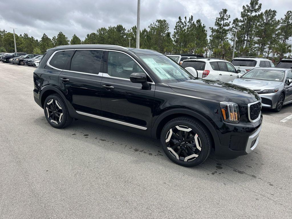new 2025 Kia Telluride car, priced at $42,312
