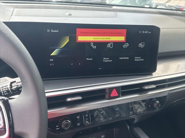 new 2025 Kia Sorento car, priced at $33,735