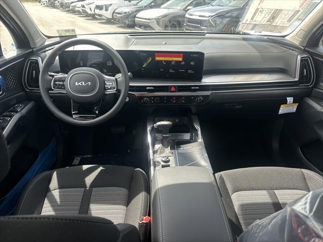 new 2025 Kia Sorento car, priced at $33,735