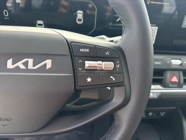 new 2025 Kia K4 car, priced at $25,161
