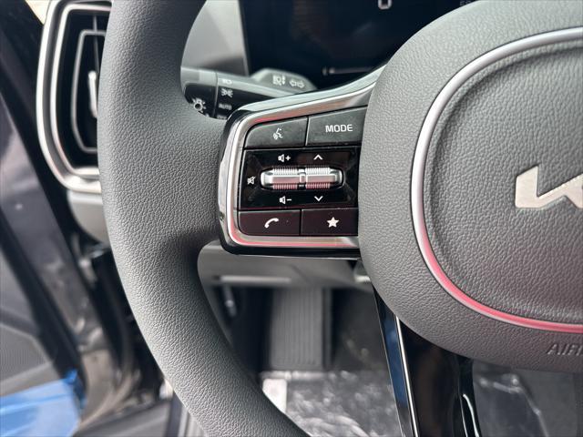 new 2025 Kia Sorento car, priced at $33,398