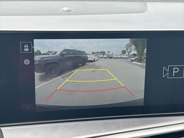 new 2025 Kia Sorento car, priced at $33,398