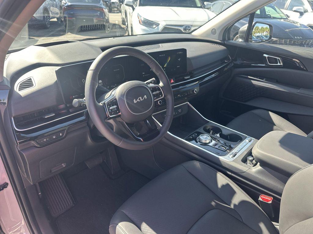 new 2025 Kia Carnival Hybrid car, priced at $56,443