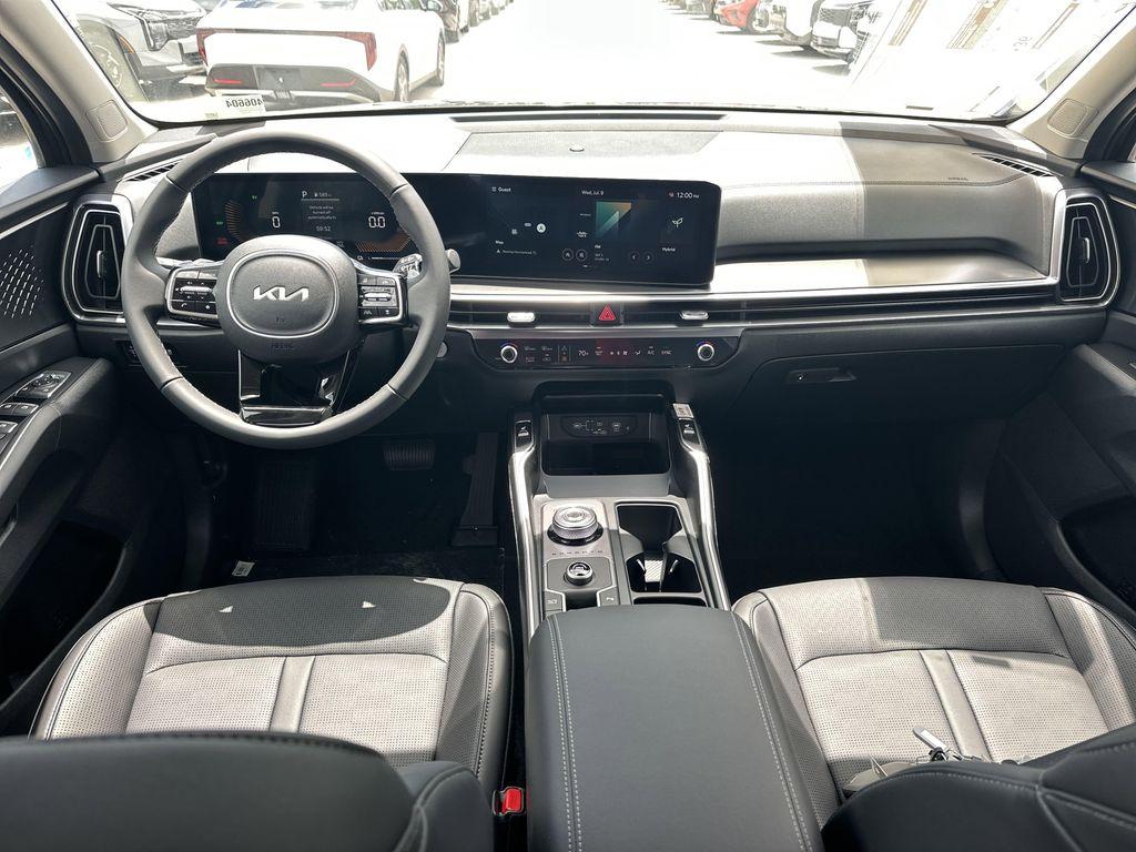 new 2025 Kia Sorento Hybrid car, priced at $38,544