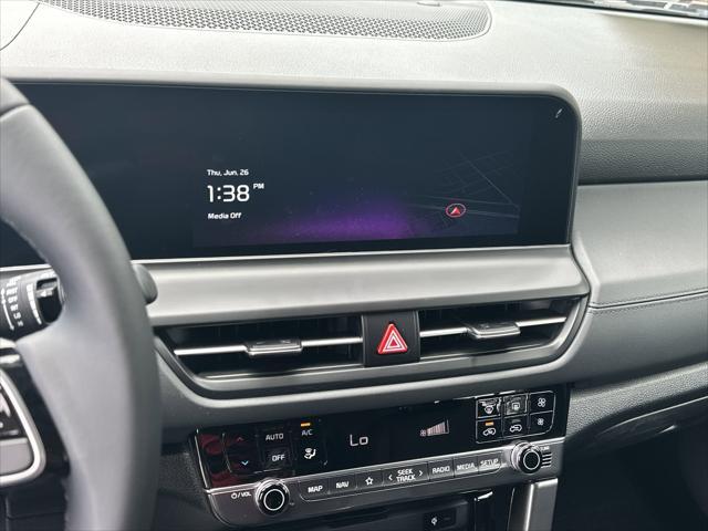 new 2025 Kia Seltos car, priced at $27,674