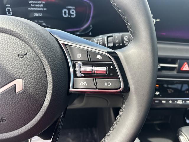 new 2025 Kia Seltos car, priced at $27,470