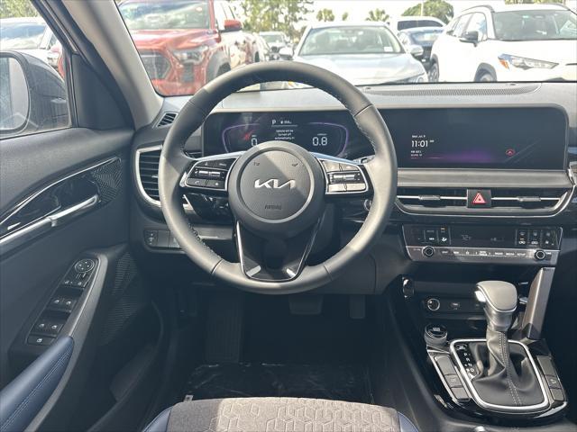 new 2025 Kia Seltos car, priced at $27,470