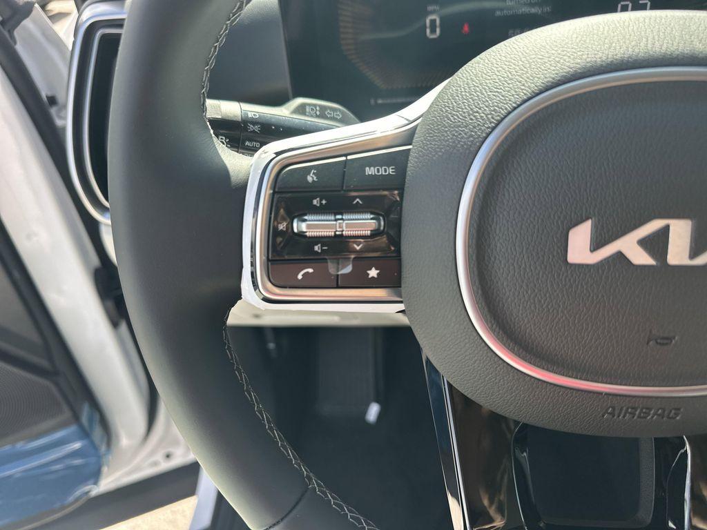 new 2025 Kia Sorento car, priced at $37,555