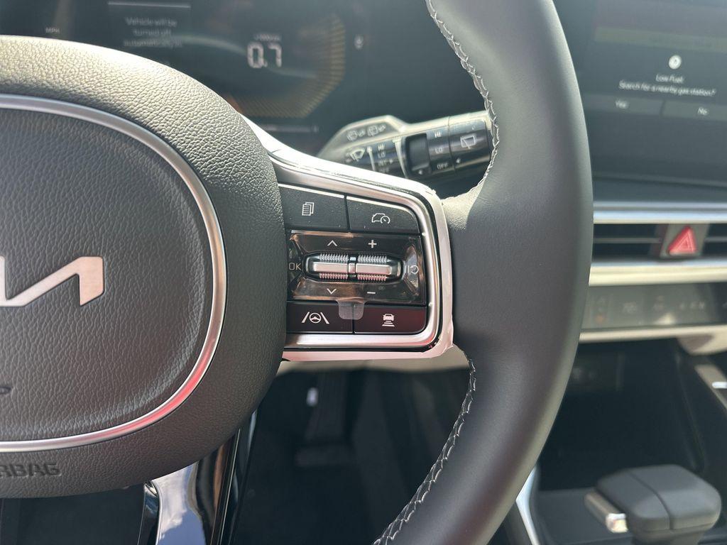 new 2025 Kia Sorento car, priced at $37,555