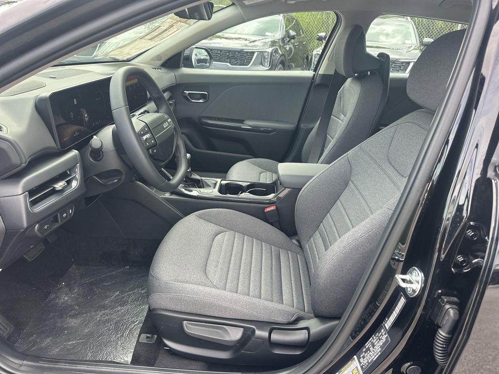 new 2025 Kia K4 car, priced at $25,244