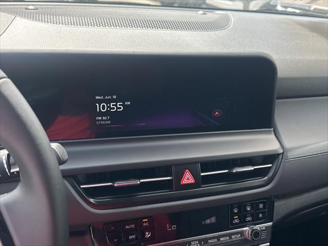 new 2025 Kia Seltos car, priced at $30,050