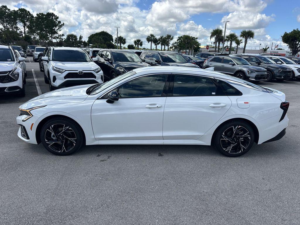 new 2026 Kia K5 car, priced at $30,420