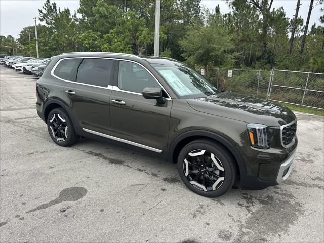 new 2025 Kia Telluride car, priced at $41,135