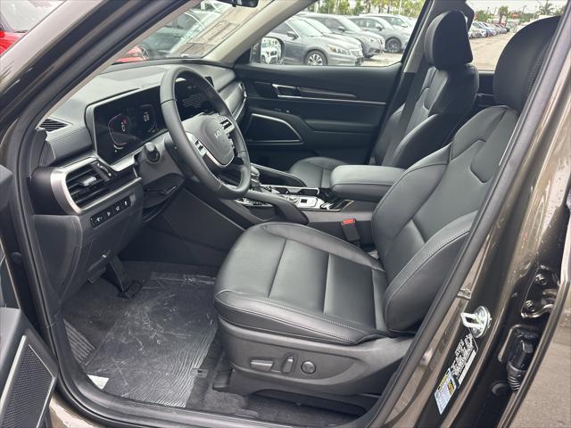 new 2025 Kia Telluride car, priced at $41,135