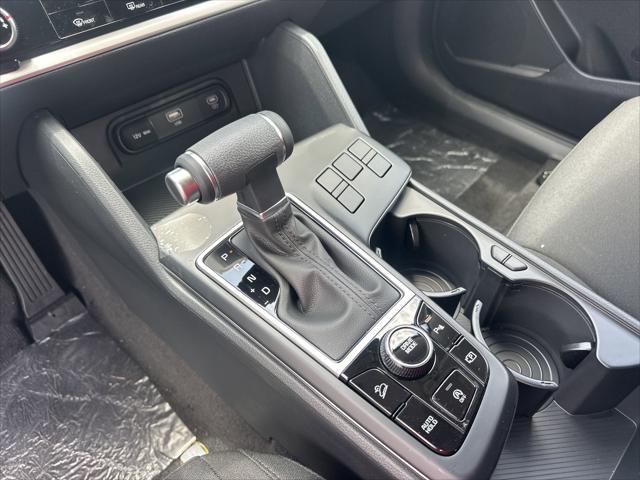 new 2025 Kia Sportage car, priced at $29,061