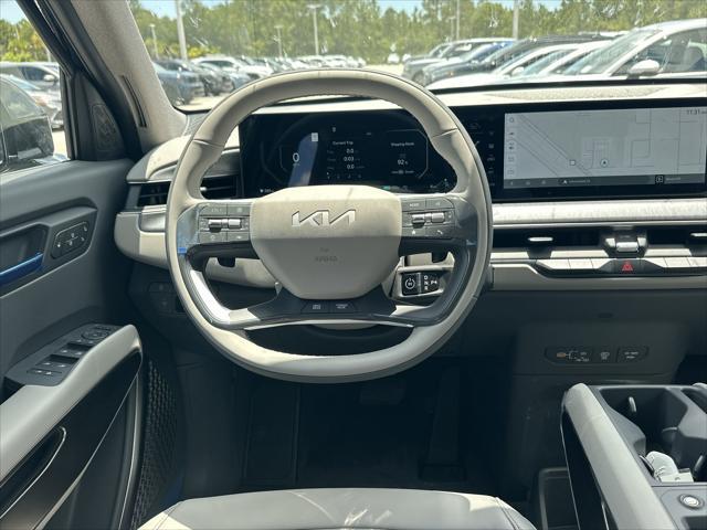 new 2025 Kia EV9 car, priced at $66,515