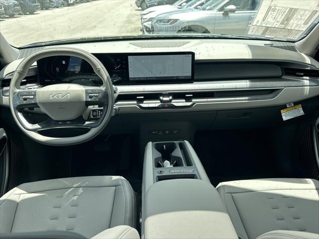 new 2025 Kia EV9 car, priced at $66,515