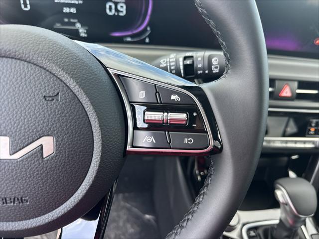 new 2025 Kia Seltos car, priced at $27,245