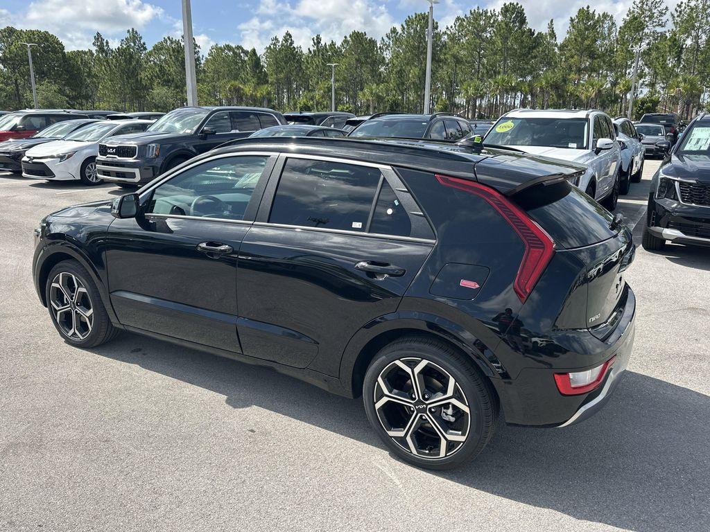 new 2025 Kia Niro car, priced at $33,033