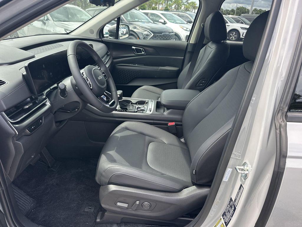 new 2026 Kia Carnival car, priced at $53,315