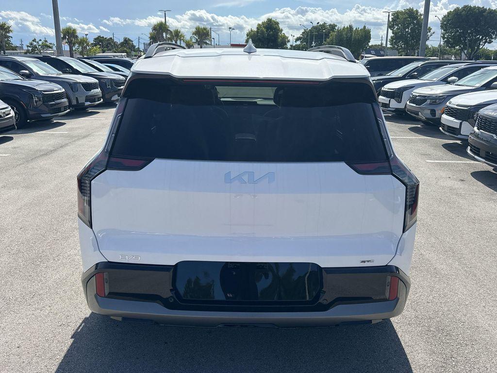 new 2026 Kia EV9 car, priced at $71,570