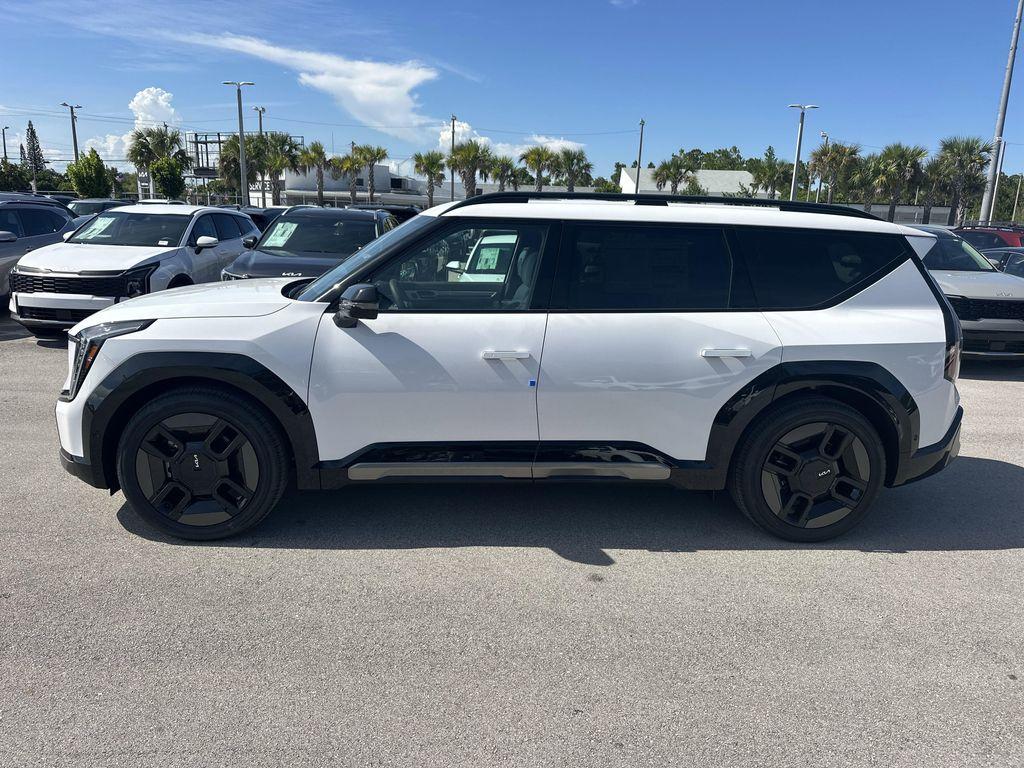 new 2026 Kia EV9 car, priced at $71,570