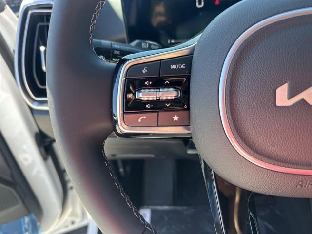 new 2025 Kia Sorento car, priced at $38,285