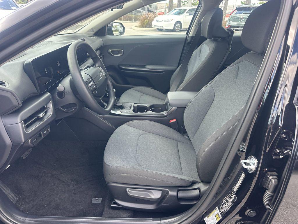 new 2025 Kia K4 car, priced at $24,375