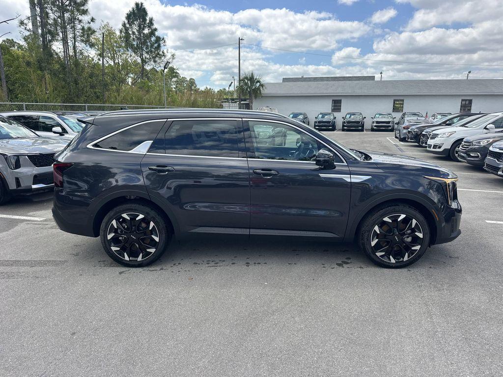 new 2025 Kia Sorento car, priced at $41,164