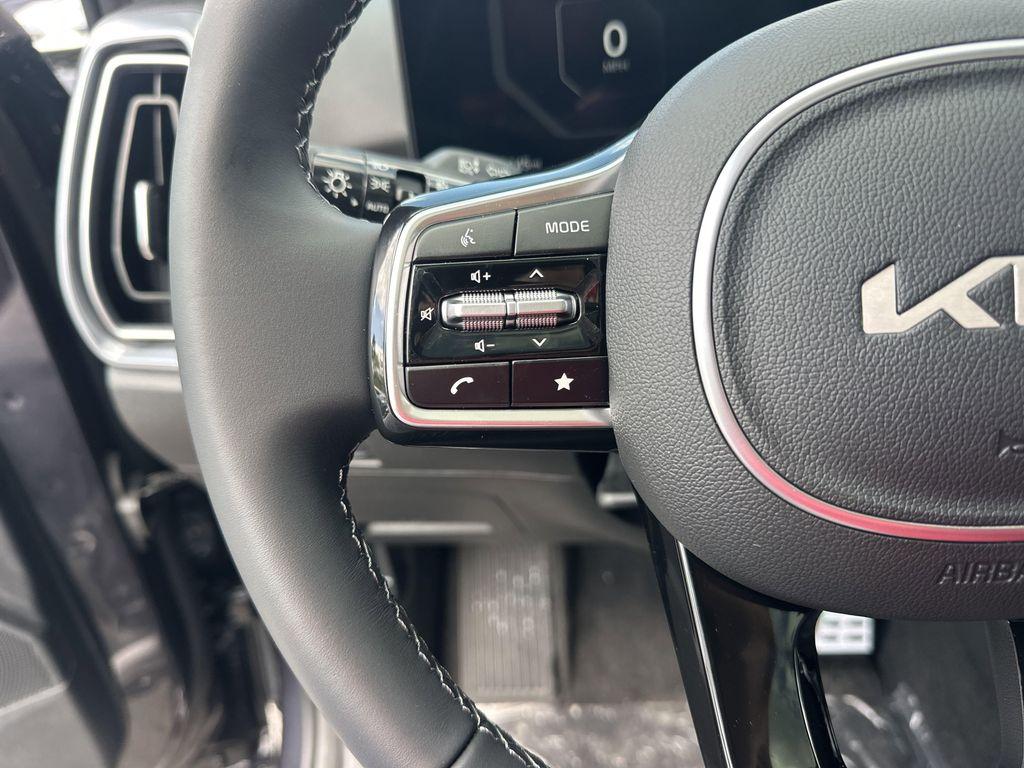 new 2025 Kia Sorento car, priced at $41,164