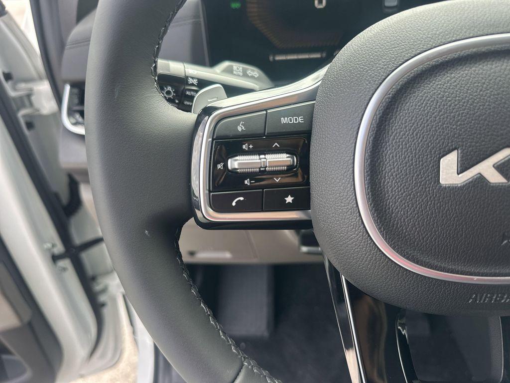 new 2025 Kia Carnival Hybrid car, priced at $43,488