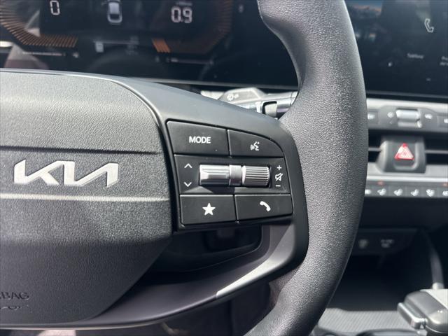 new 2025 Kia K4 car, priced at $23,498