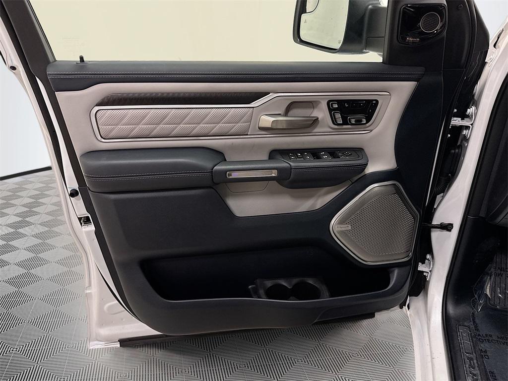 new 2025 Ram 1500 car, priced at $89,560