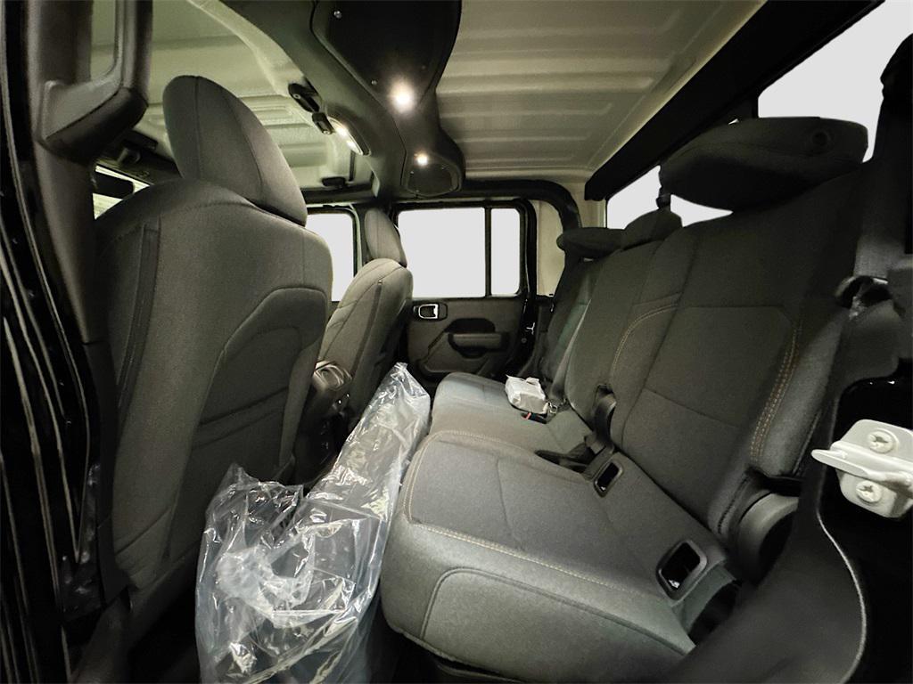 new 2025 Jeep Gladiator car, priced at $48,363