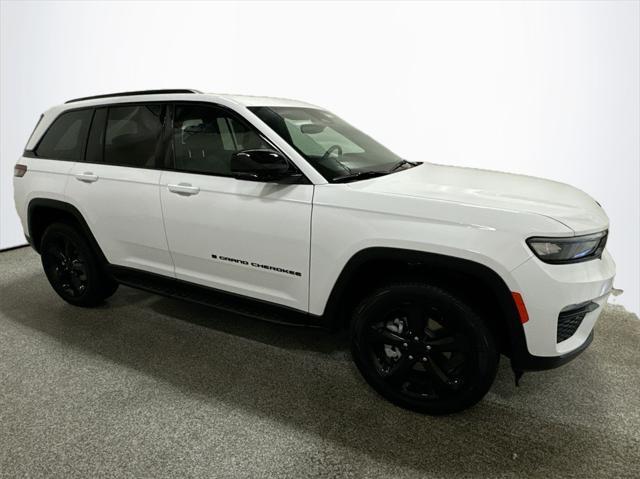 new 2025 Jeep Grand Cherokee car, priced at $53,085