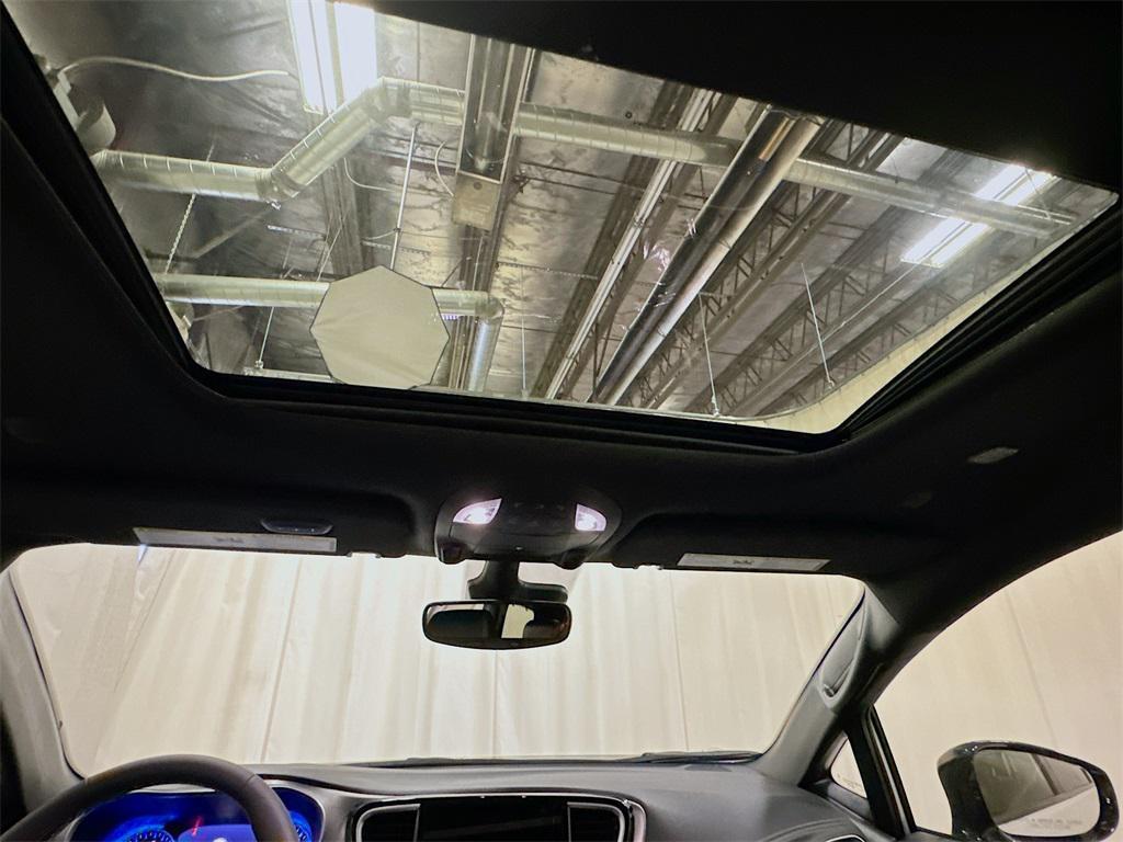 new 2024 Chrysler Pacifica car, priced at $48,102