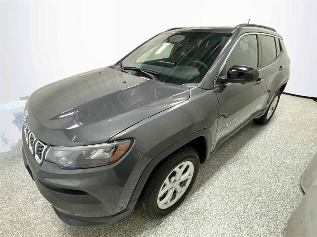 new 2024 Jeep Compass car, priced at $39,130