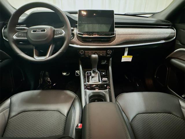 new 2024 Jeep Compass car, priced at $39,130
