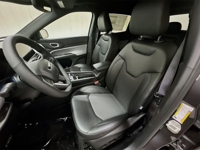 new 2024 Jeep Compass car, priced at $39,130
