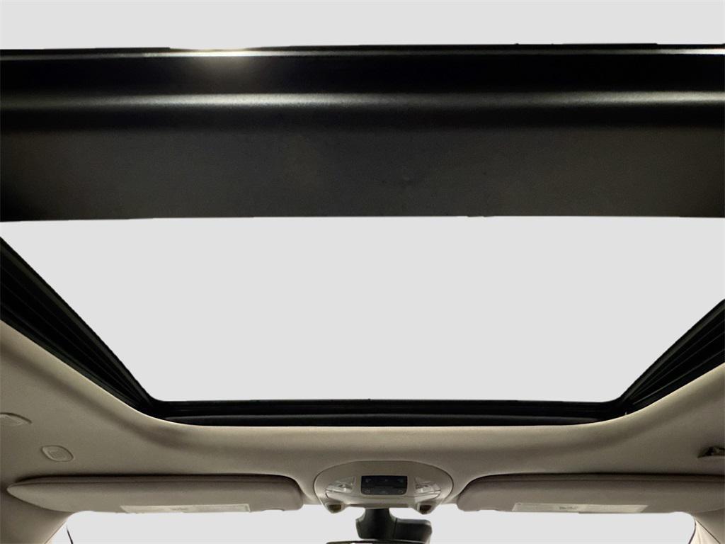 new 2024 Chrysler Pacifica car, priced at $43,539