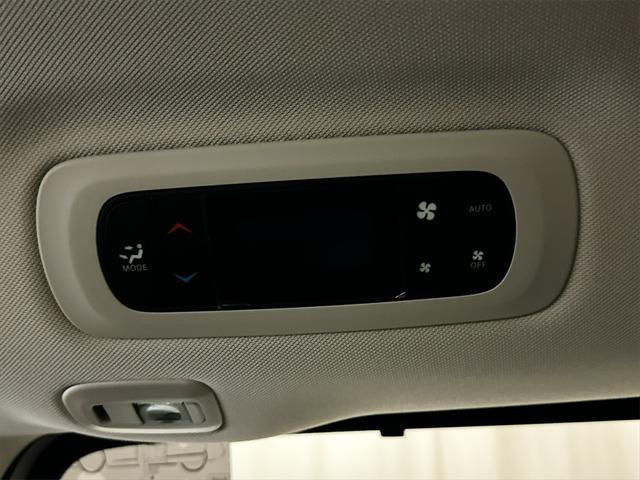 new 2024 Chrysler Pacifica car, priced at $45,786