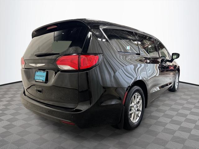 new 2025 Chrysler Voyager car, priced at $40,288