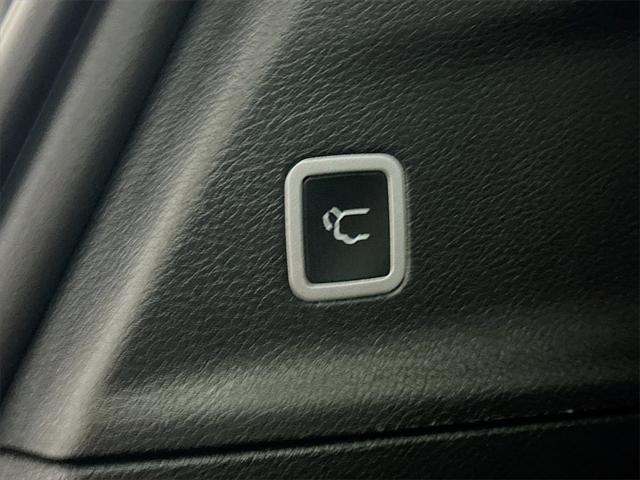 new 2025 Chrysler Voyager car, priced at $40,288