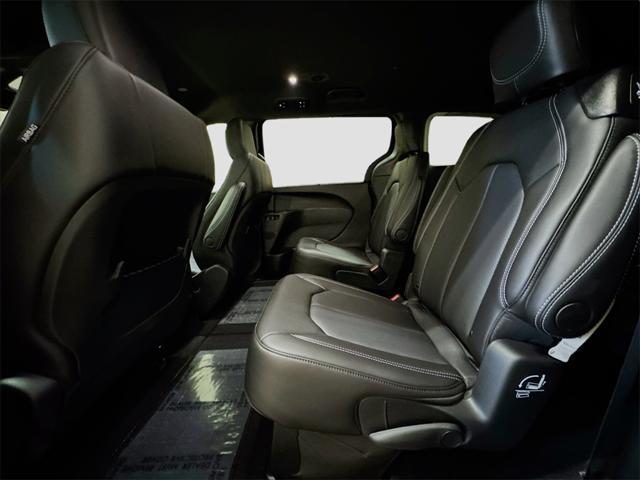 new 2025 Chrysler Voyager car, priced at $40,288