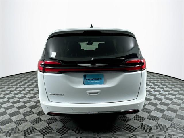 new 2024 Chrysler Pacifica car, priced at $44,555